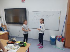 Uczniowie na lekcji