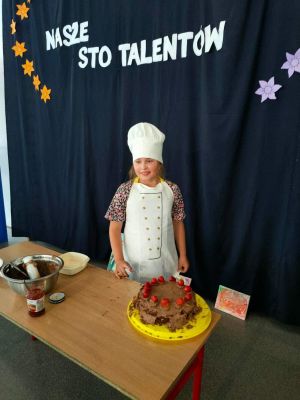 Uczniowie prezentujący swoje talenty
