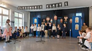 Uroczystość ślubowania dzieci na uczniów