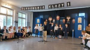 Uroczystość ślubowania dzieci na uczniów