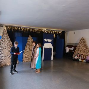 Przedstawienie w wykonaniu uczniów