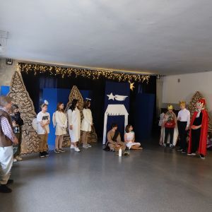 Przedstawienie w wykonaniu uczniów