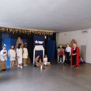 Przedstawienie w wykonaniu uczniów