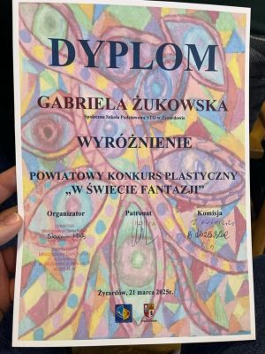 Dyplom z wyróżnieniem